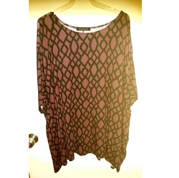 Burgundy/Black top - Picture 6 of 8